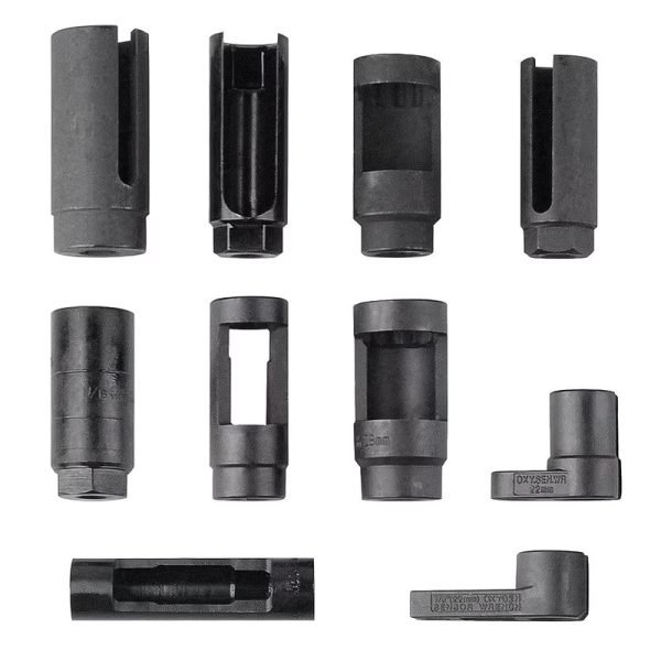 Open red blow-mold case displaying a 10-piece black CR-V exhaust valve and oxygen sensor socket wrench set.